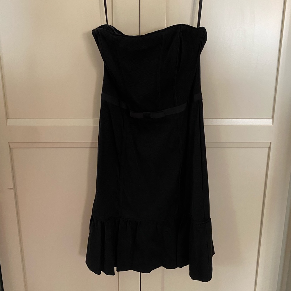White House black market black strapless dress